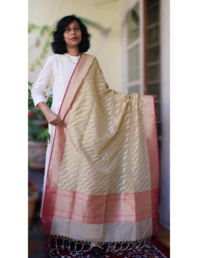 Pale Gold Sitara 1