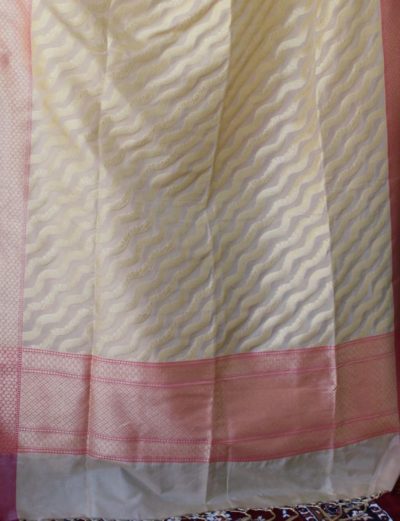 Pale Gold Sitara 4